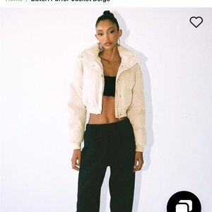 Cropped puffer jacket. ONLY WORN ONCE